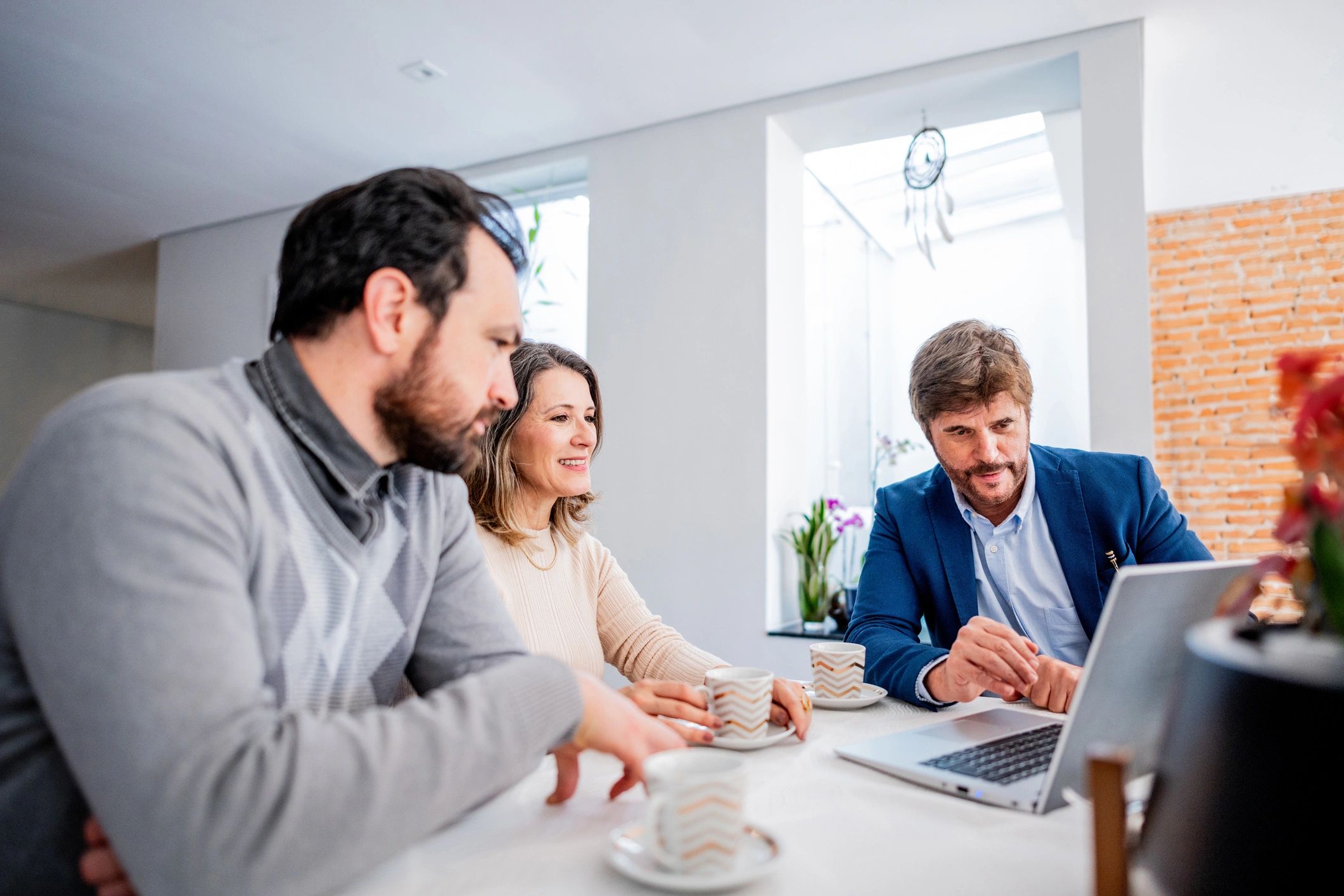 IT consulting team meeting to plan system improvements